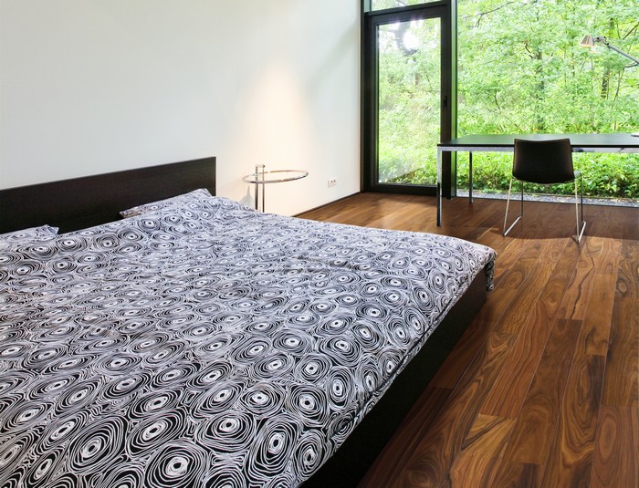 如何選一套自己稱心如意的進(jìn)口地板？ 如何選一套自己稱心如意的進(jìn)口地板