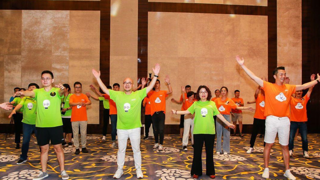 得高樂舞季活力開啟，13位設(shè)計大師樂舞挑戰(zhàn)燃炸三亞 d