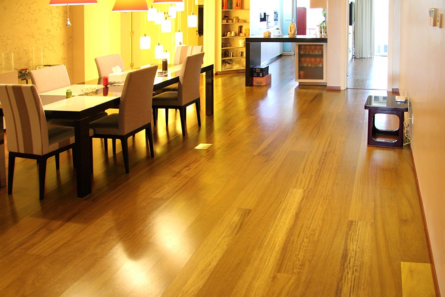 得高北歐進(jìn)口地板，高品質(zhì)從選材開始 2