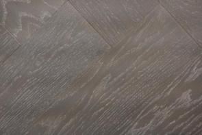 得高尊貴系列Quick-Step三層實(shí)木人字拼花地板 簡(jiǎn)約外衣下的卓越匠心 圖片11