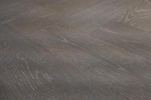 得高尊貴系列Quick-Step三層實(shí)木人字拼花地板 簡(jiǎn)約外衣下的卓越匠心 圖片12