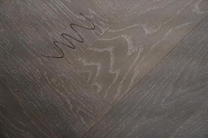 得高尊貴系列Quick-Step三層實(shí)木人字拼花地板 簡(jiǎn)約外衣下的卓越匠心 圖片17