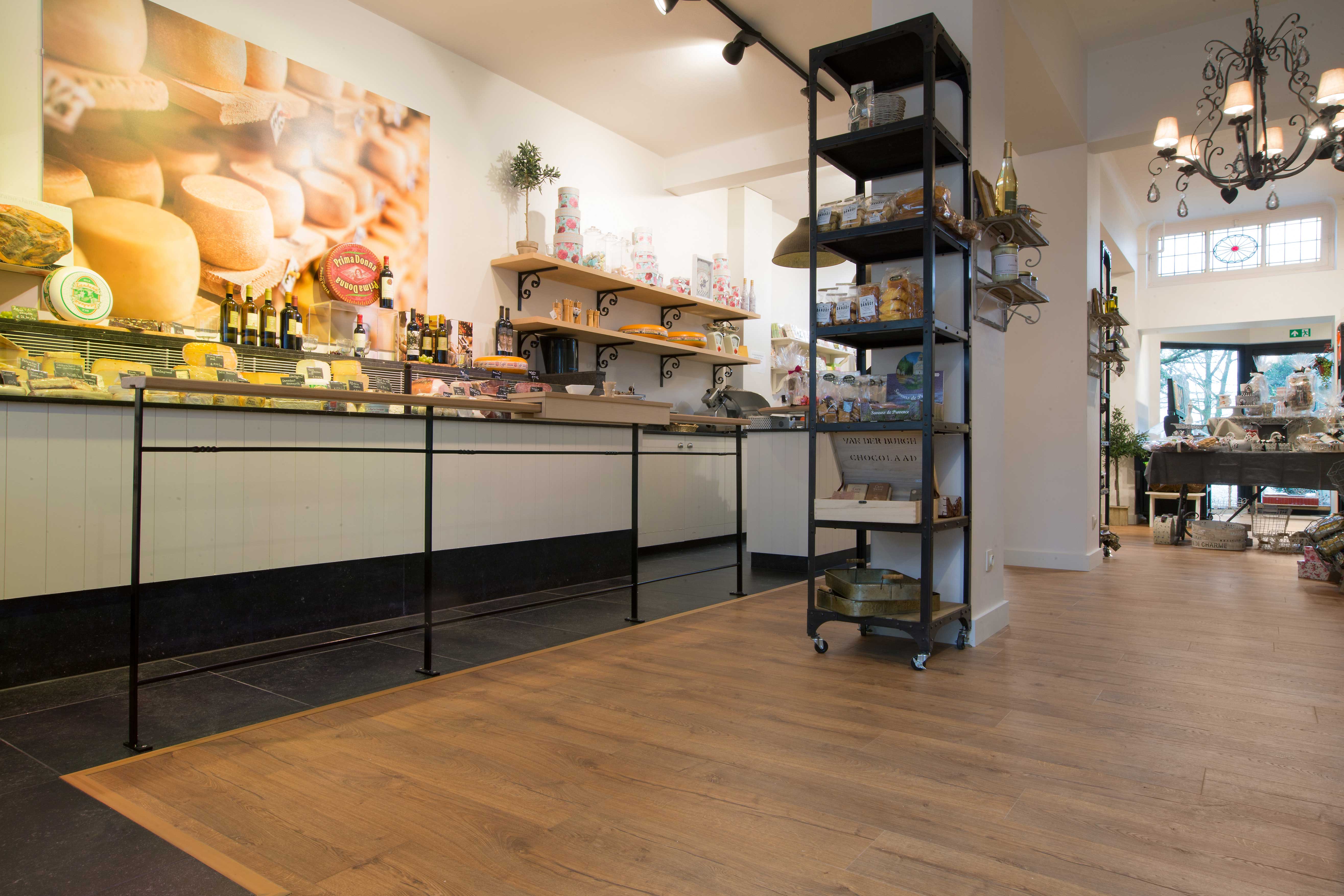 得高Quick-Step進口地板，尖端科技，無懼水漬 4