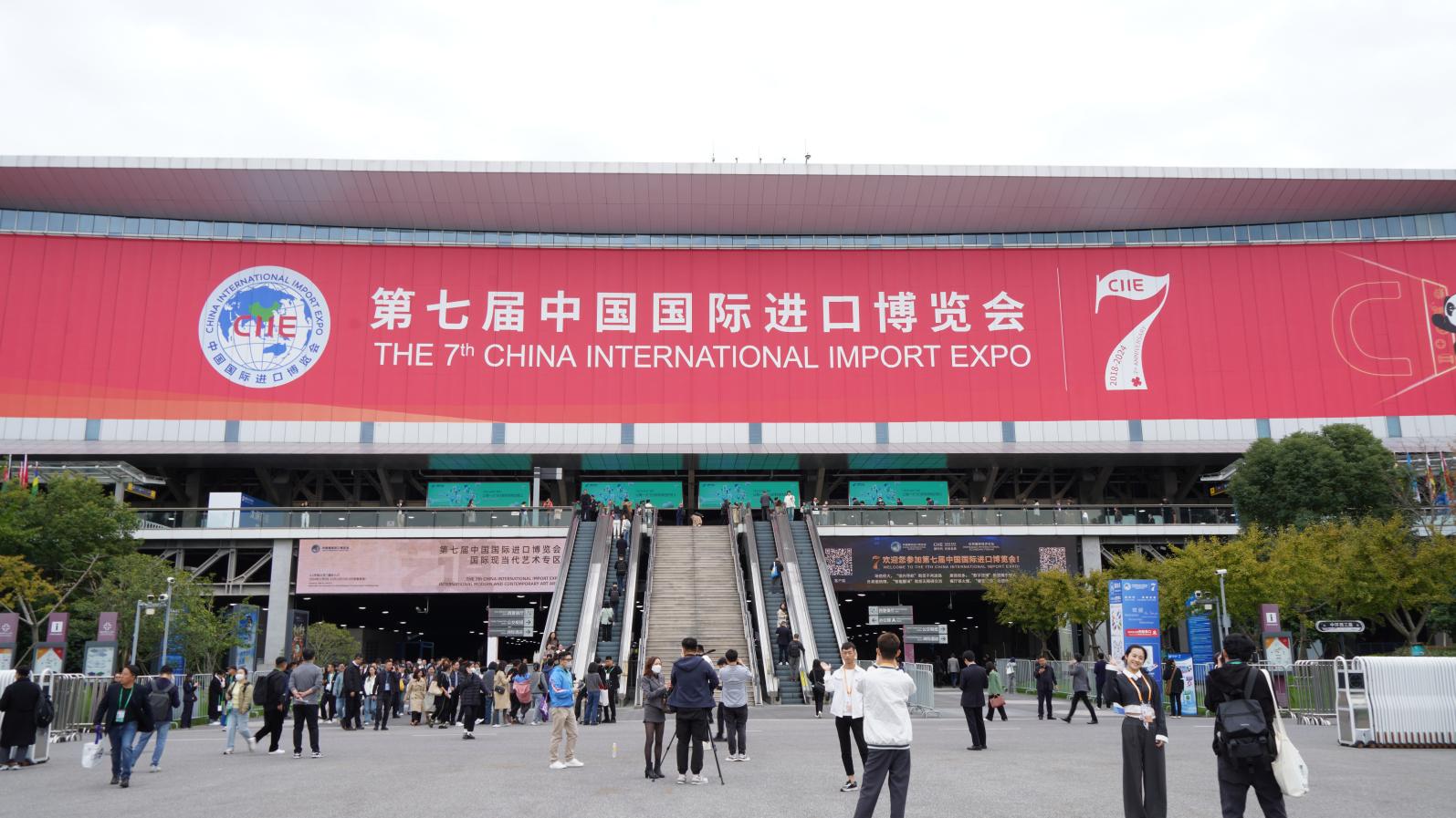 中國(guó)進(jìn)博會(huì)|得高與英國(guó)HEALTHY AIR TECHNOLOGY公司成功簽署獨(dú)家代理協(xié)議！ image1