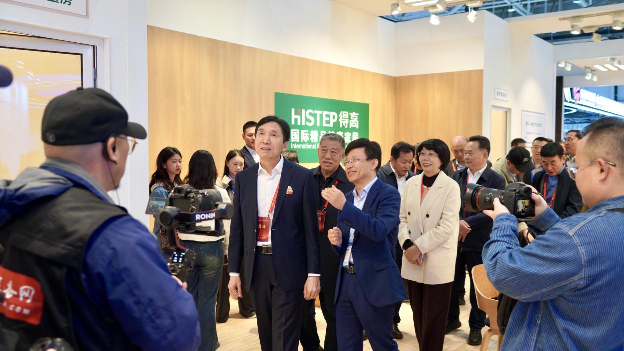 得高亮相第86屆中國教裝展，“生命氧”重構(gòu)健康學(xué)習(xí)新場景 圖片5