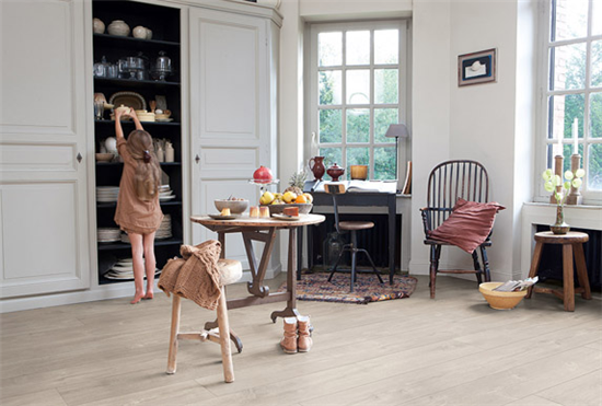 裝修沒想好？這些好看的進(jìn)口地板美圖，找靈感必備 