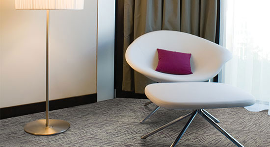 色彩、光線、空間之間的相互聯(lián)系